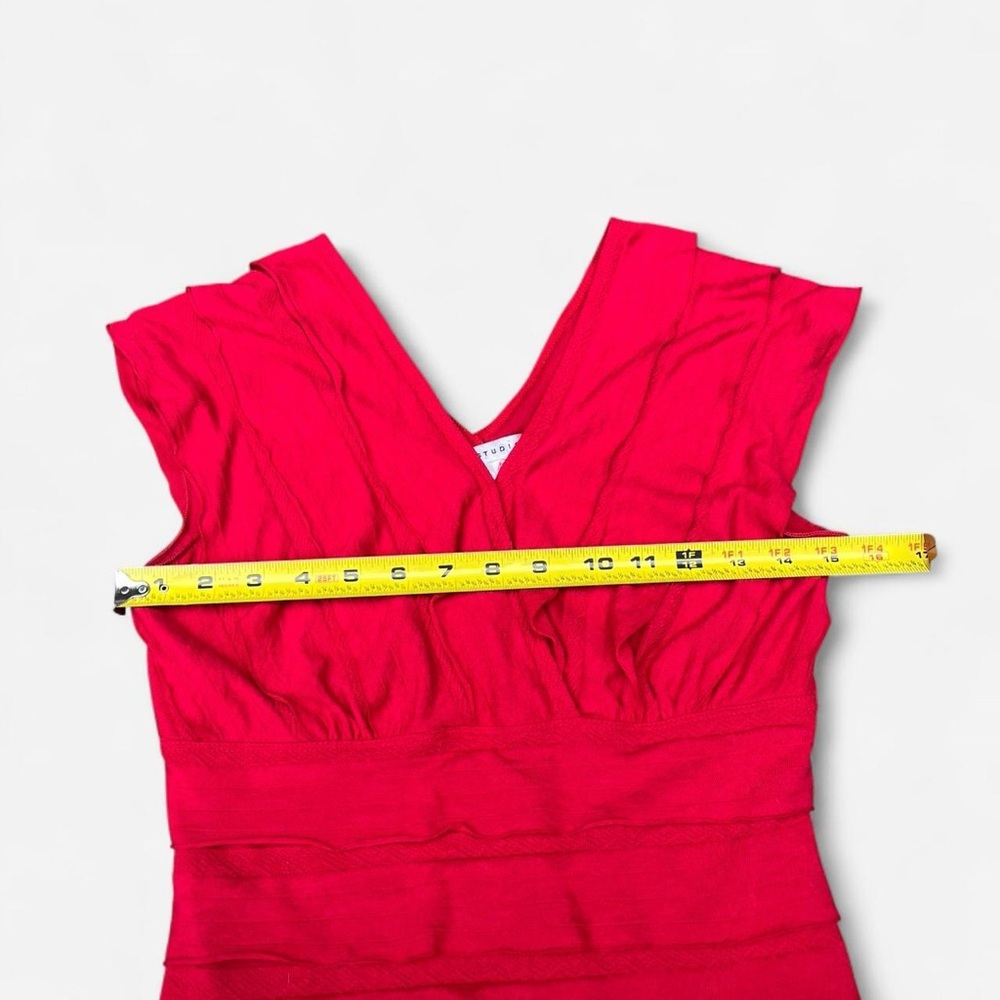 Max Studio V-Neck Ribbed Top - Picture 4 of 6